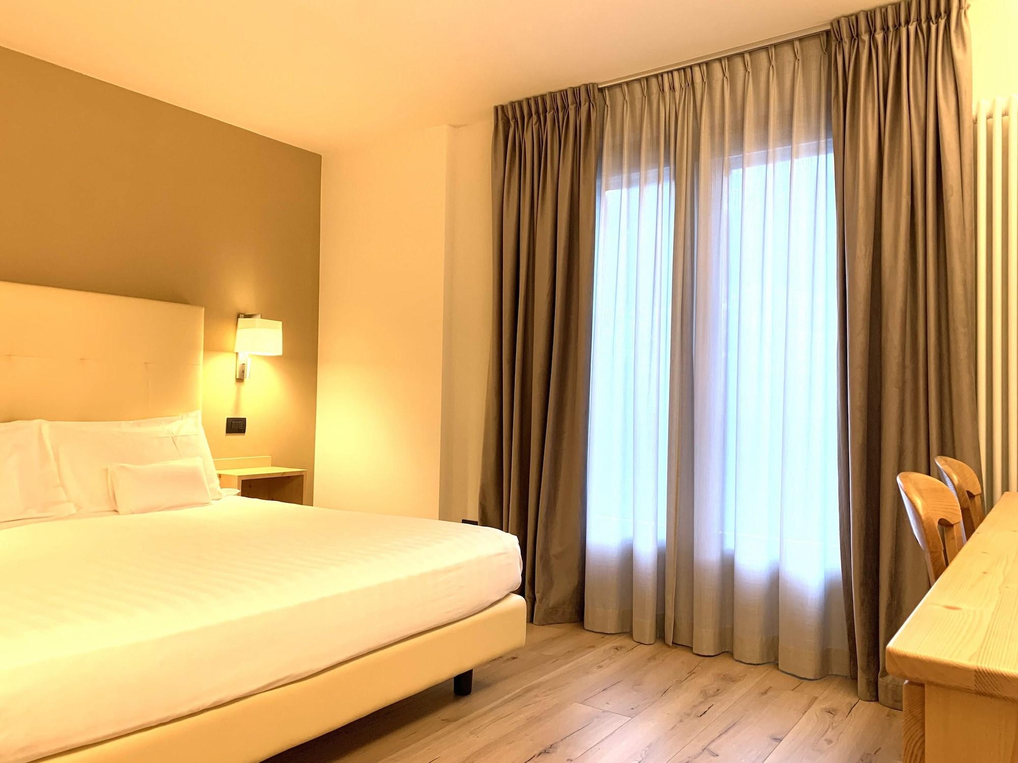 Hotel Cristallo Bormio Luaran gambar