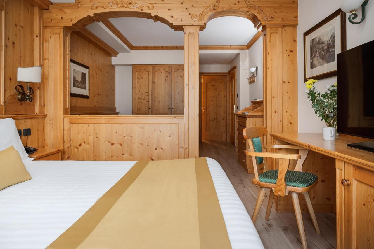 Hotel Cristallo Bormio Luaran gambar
