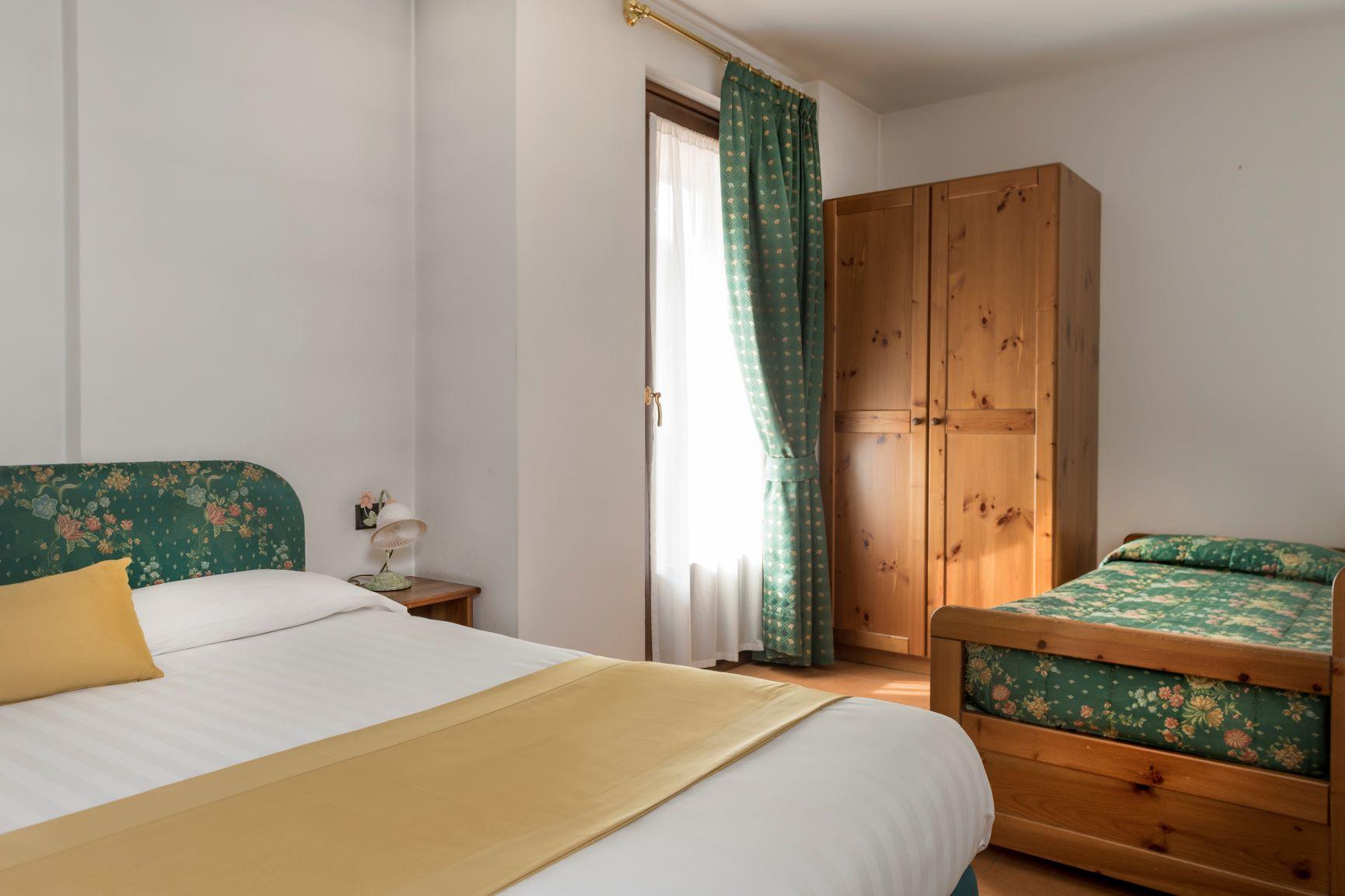 Hotel Cristallo Bormio Luaran gambar