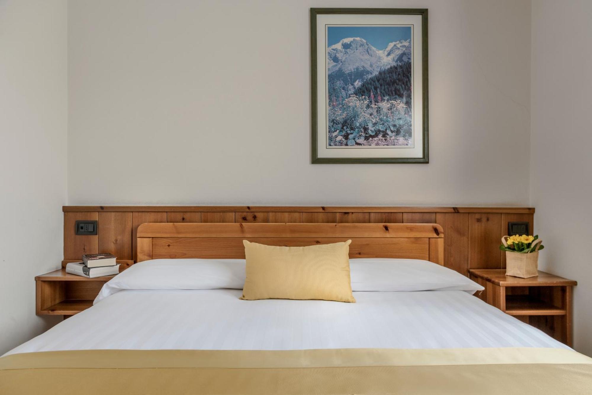 Hotel Cristallo Bormio Luaran gambar