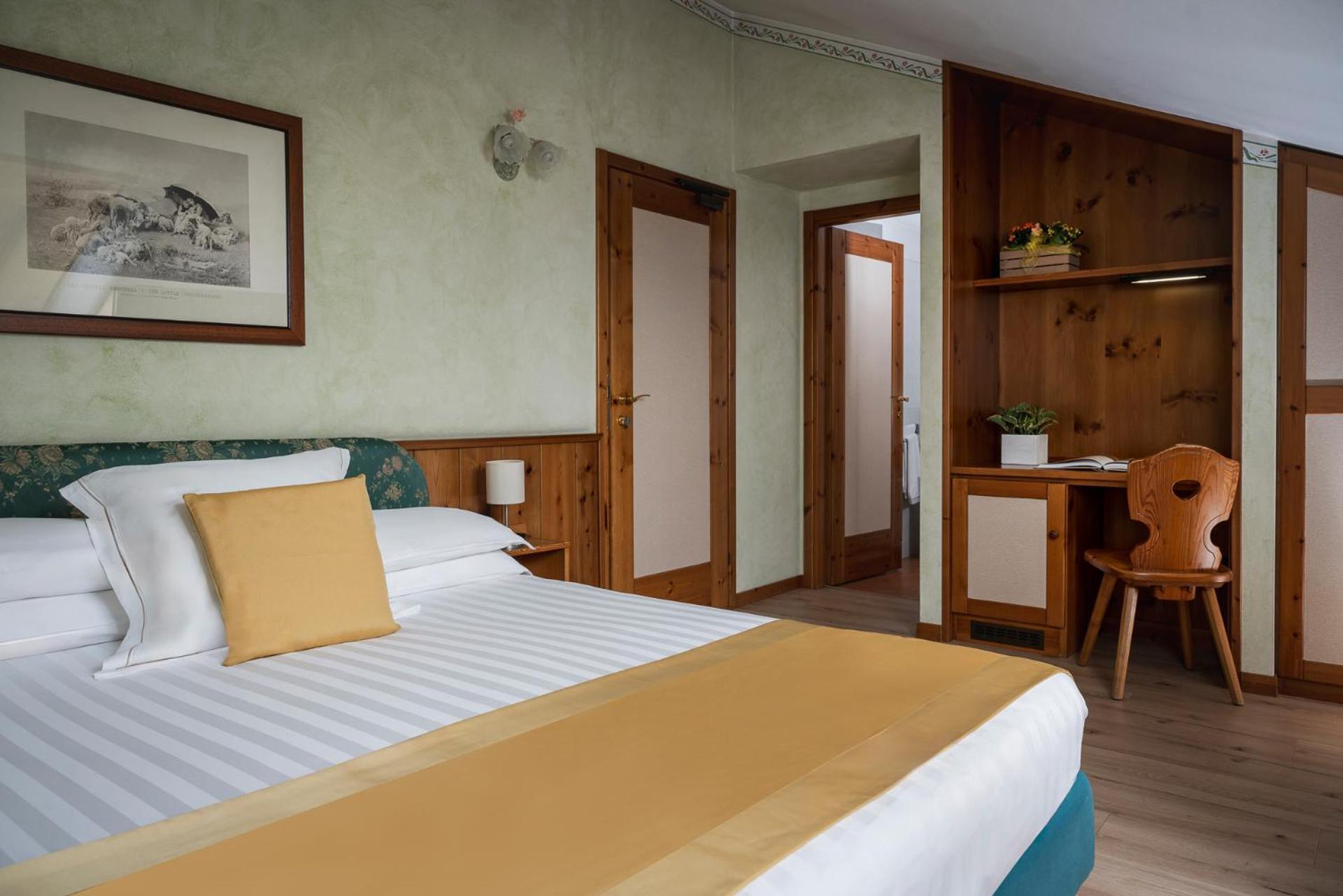 Hotel Cristallo Bormio Luaran gambar