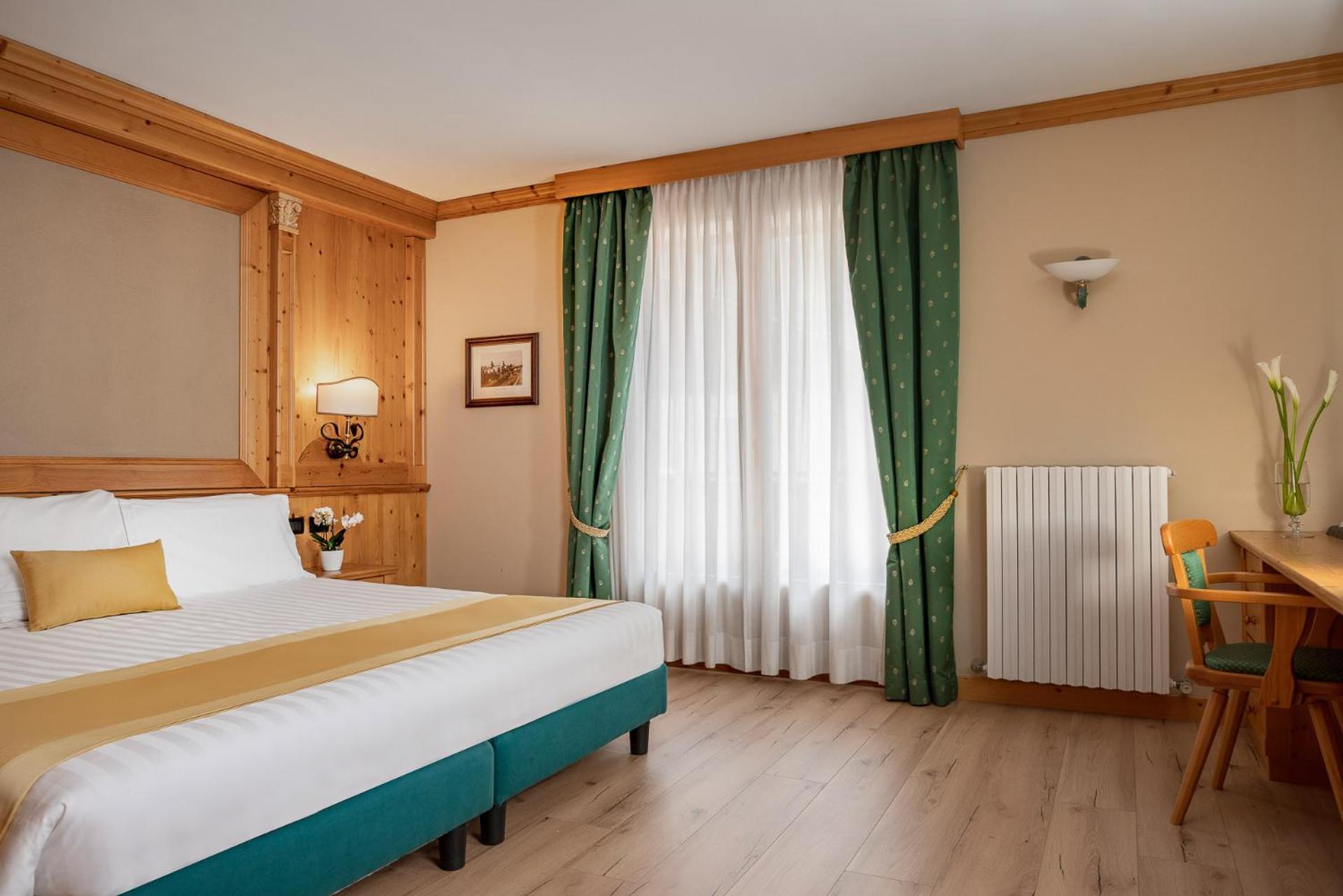 Hotel Cristallo Bormio Luaran gambar