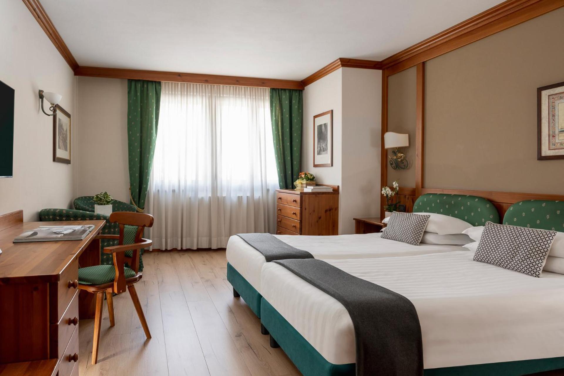 Hotel Cristallo Bormio Luaran gambar